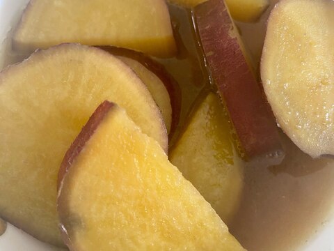 甘塩っぱいのがクセになる!さつまいもの甘煮